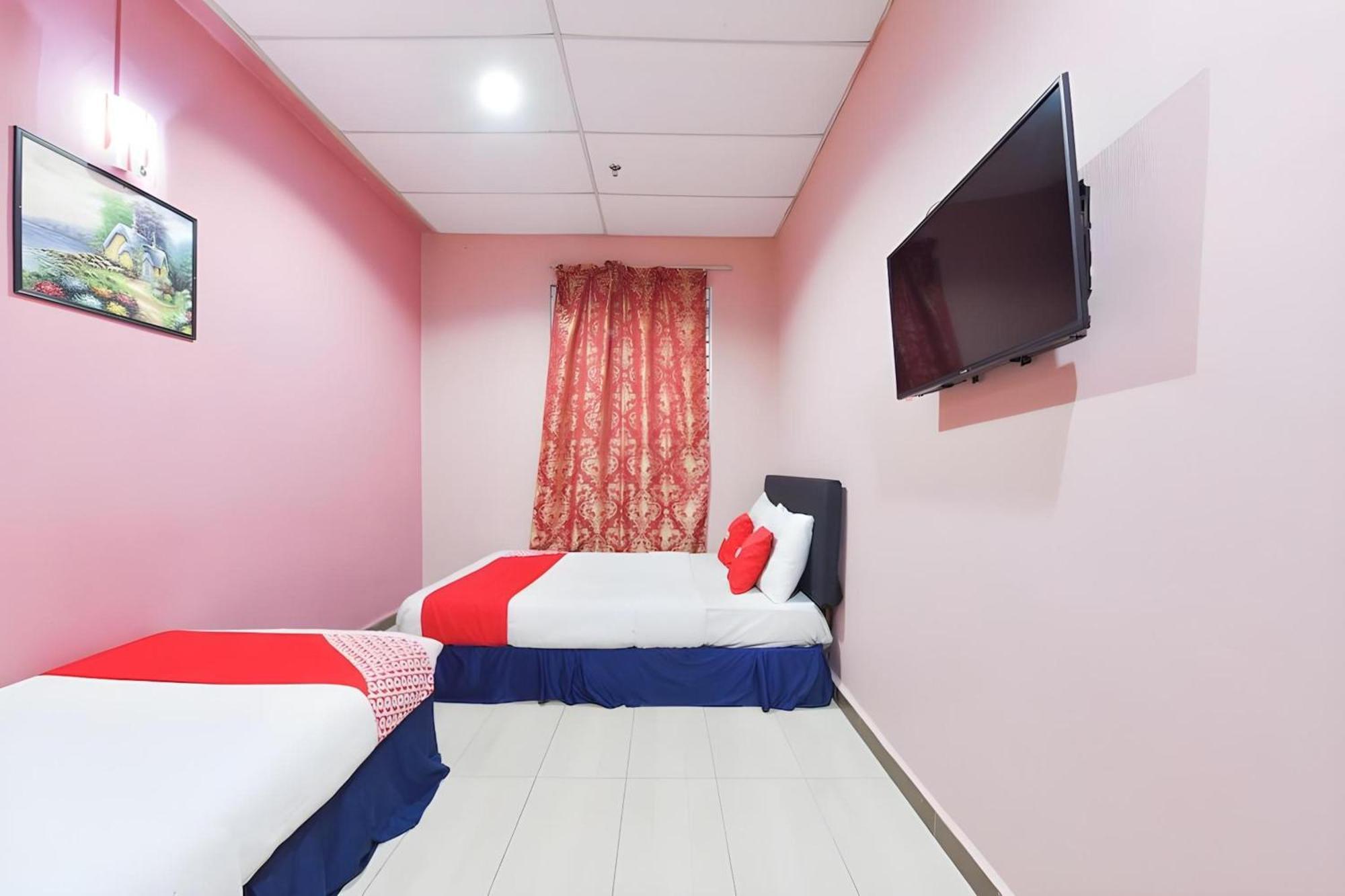 Destiny Riverside Hotel Κότα Μπάρου Εξωτερικό φωτογραφία